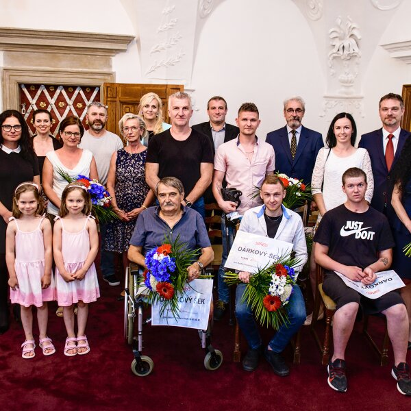 Projekt Na vlně solidarity přináší lidem čtvrt milionu korun